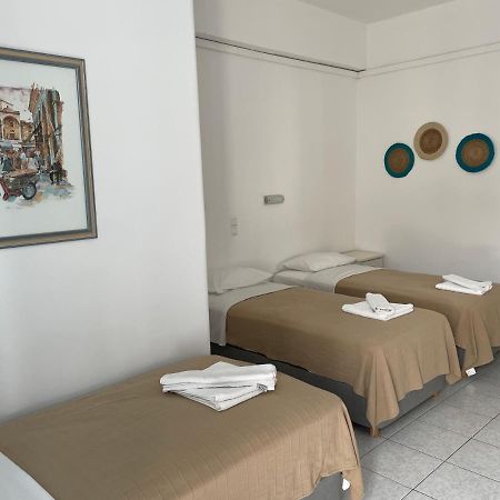 Louiza Hotel パロス島 エクステリア 写真